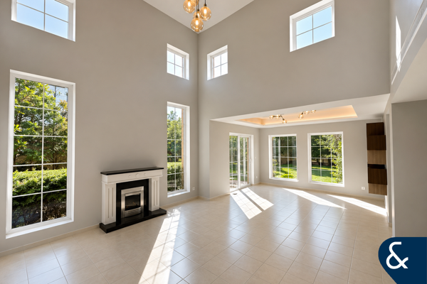 5 Bed + Maids | Vacant Now | Large Plot