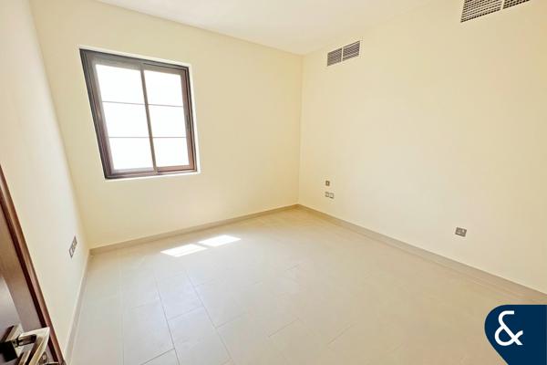 Four Bedrooms | Vacant Now | Independent