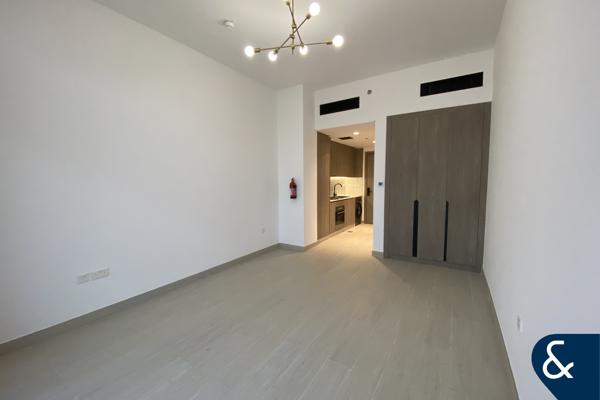 Studio | Great Amenities | Studio City