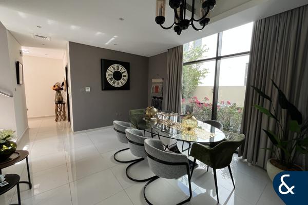 Upgraded | Park Backing | Furnished | V2