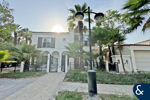 Upgraded 5 Bed Family Villa | Special Location