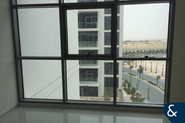 1 Bed | Vacant On Transfer | Corner Layout