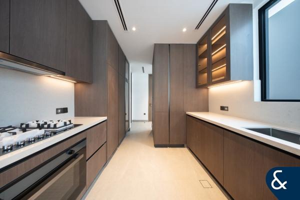 Genuine | Park Backing | Motivated Seller