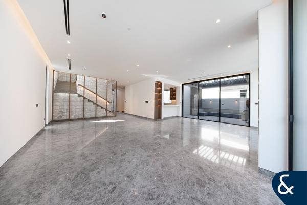 Genuine | Park Backing | Motivated Seller