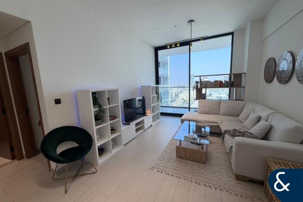 Spacious 1 Bed | Furnished | Modern Building