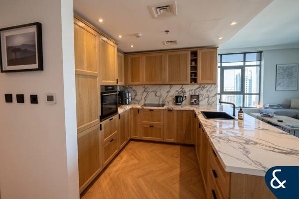 Fully upgraded | VOT | Golf & Lake views
