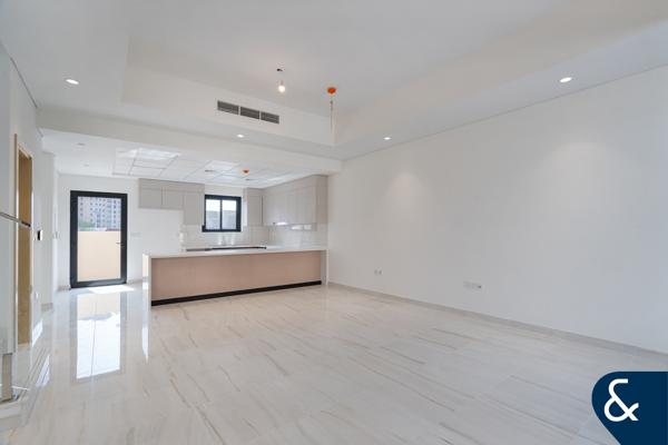 Exclusive | 4 Bed Townhouse | Brand New