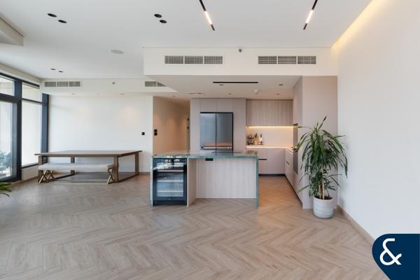 Fully Renovated | Full Marina View | VOT