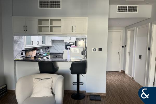 Upgraded | Large 1 Bed | Vacant on Transfer