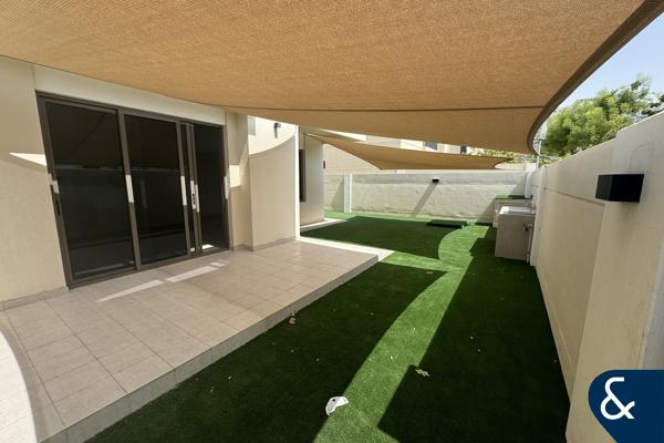 SINGLE ROW | SPACIOUS | MODERN FACILITIES