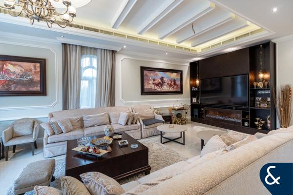 Custom built 2019| 5 Bed | Private pool | Gym