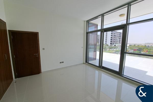 1 BR Plus Large Terrace | Rented | Invest