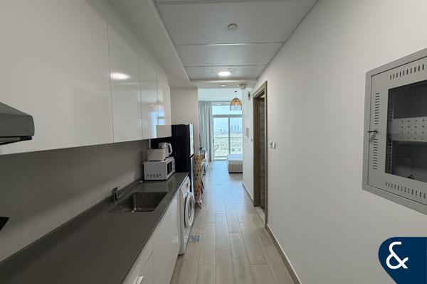 Furnished Studio | Vacant | Marina View