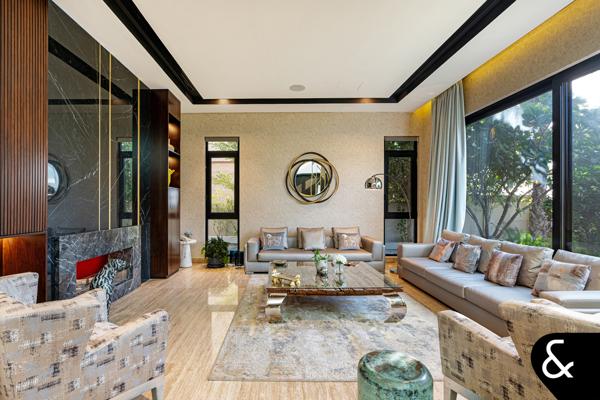 5 Bedrooms | Park Backing | Mansion