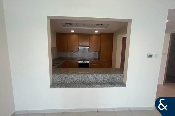 One Bed | Built-in Wardrobes | Burj Views