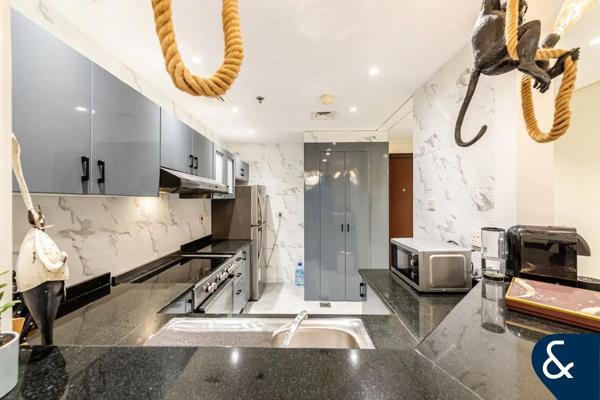 Fully Upgraded | Furnished | Lake View