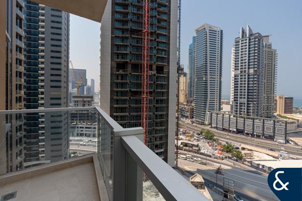 1 Bedroom | Furnished | Upgraded Bathroom