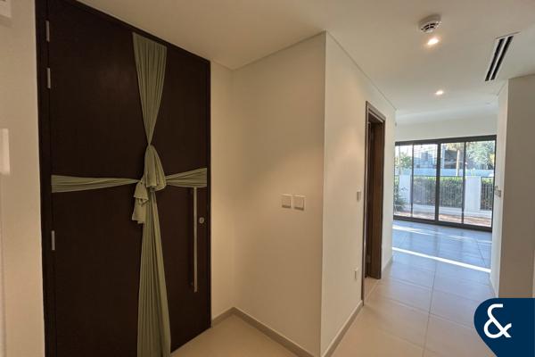 Single Row | First Tenant | Vacant Now