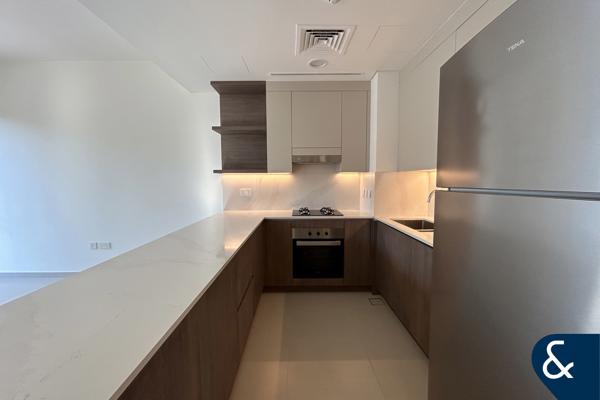 Single Row | First Tenant | Vacant Now