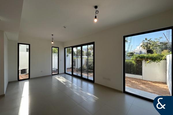 Single Row | First Tenant | Vacant Now