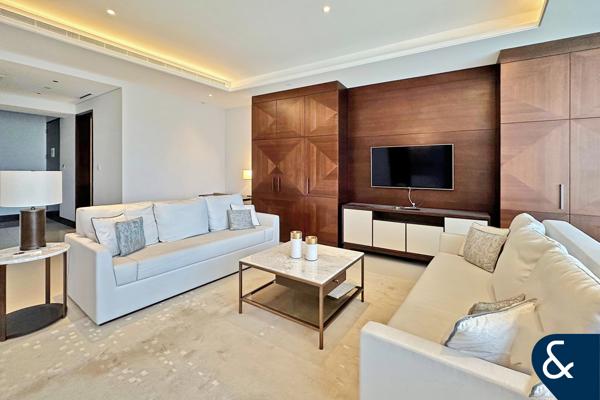 Luxury | Burj Khalifa View | Sold Vacant