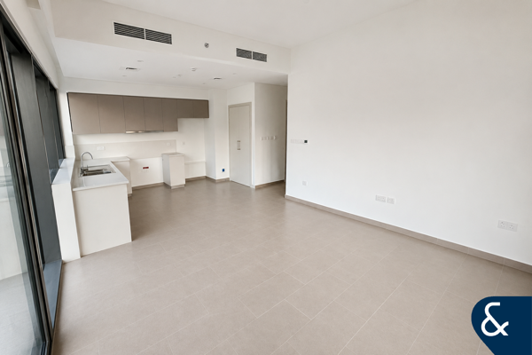 2 Bedroom | Vacant on transfer | Corner