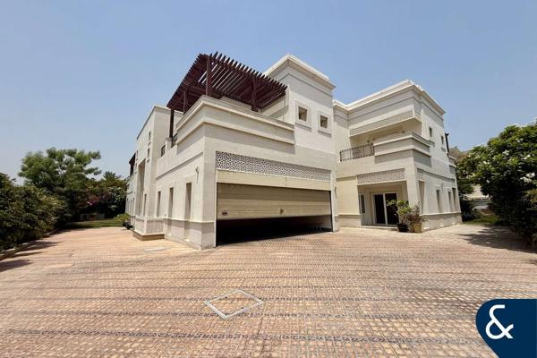 Elegant 5BR Mansion | Lake View | Sector E