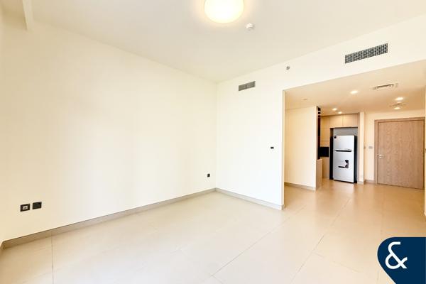 Vacant | Stunning park views in every room