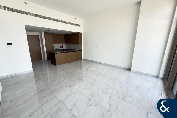 Top Floor | Green View | Spacious 2 Bed