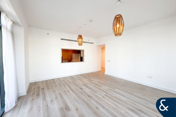 Vacant | Large Terrace | Marina Skyline Views