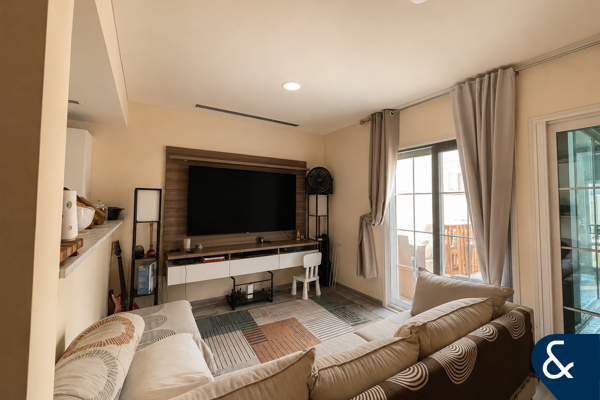 2 Bed Townhouse | Vacant | Upgraded