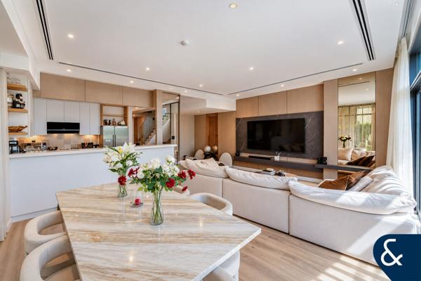 Corner Plot | Private Pool | Vacant