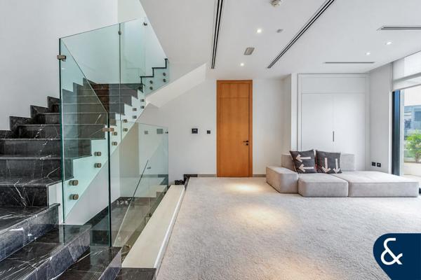 Corner Plot | Private Pool | Vacant