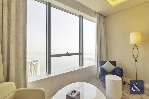 Studio Apartment | The Palm Tower | Upgraded