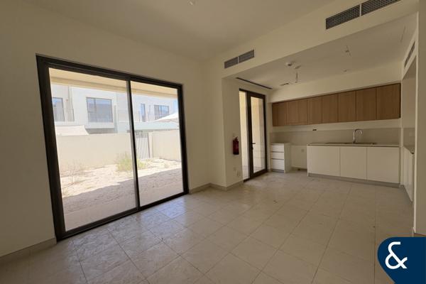 3 BEDROOM | UNFURNISHED | AVAILABLE NOW