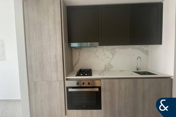 Luxury Studio | Exclusive | Unfurnished