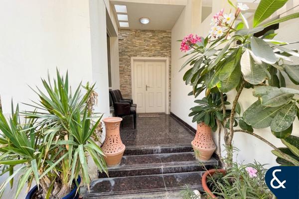 Furnished | 4 Bedrooms | 4 Bathrooms