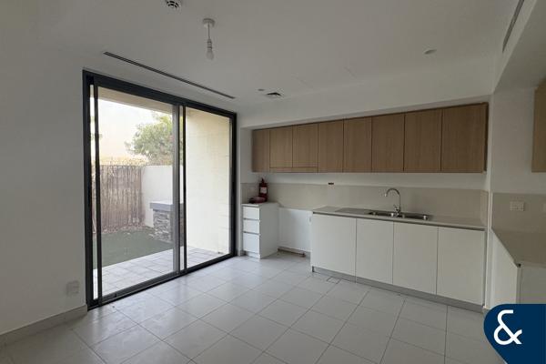 Single Row | Emaar South | Vacant Corner