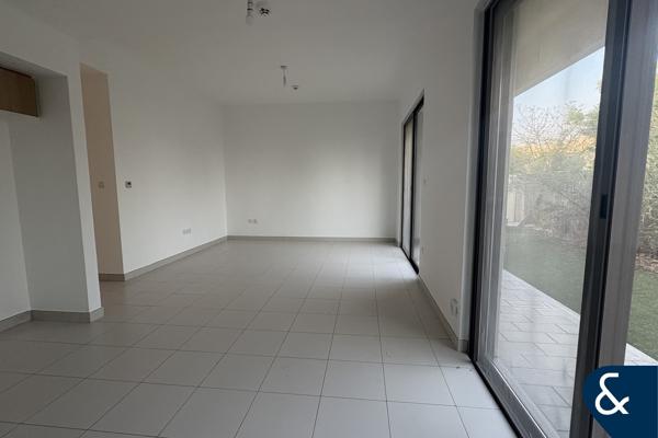Single Row | Emaar South | Vacant Corner