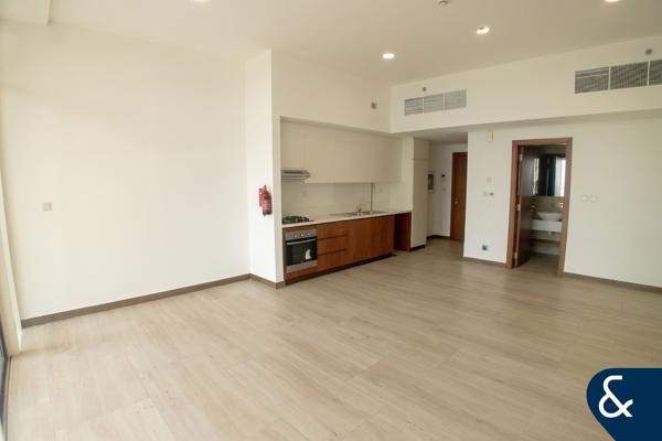 Vacant | High Floor | Pool View | Spacious