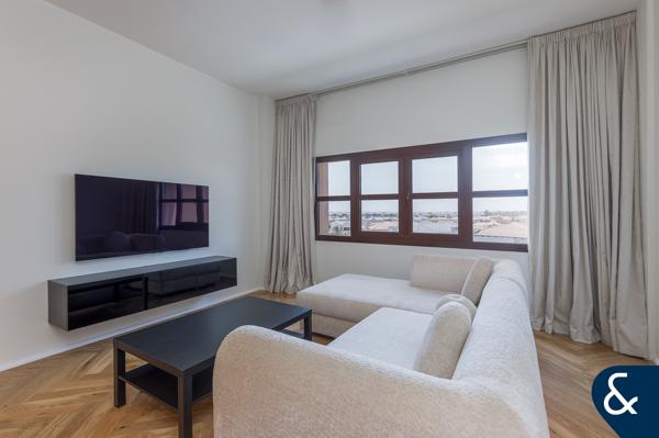 One Bed | Fully Furnished | Fully Renovated