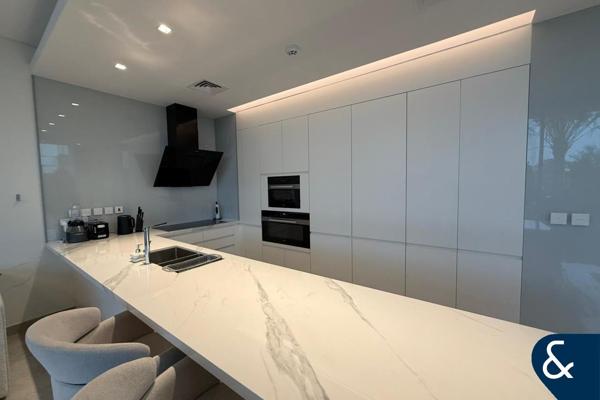 Single Best Location & Price Earlier Phase
