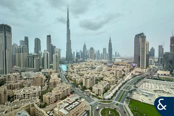 Upgraded | Burj Khalifa View | Study Room
