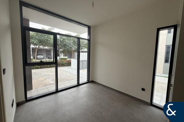 Ruba Four-Bed | Multiple Options | Standalone