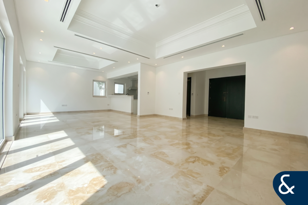 Four Bedrooms | Independent | Corner Unit