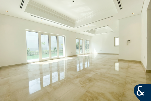 Four Bedrooms | Independent | Corner Unit