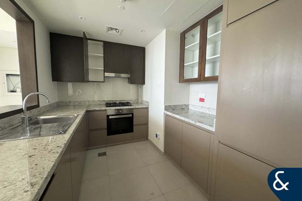 Unfurnished | Vacant | Luxury Tower | 2 Bath