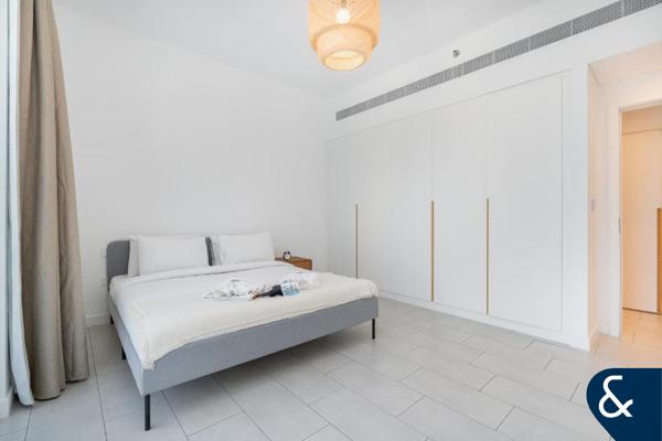 1 Bed | Furnished | Pool | Private Beach