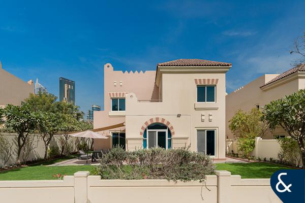 Landscaped | Golf Course Views | 5 Beds