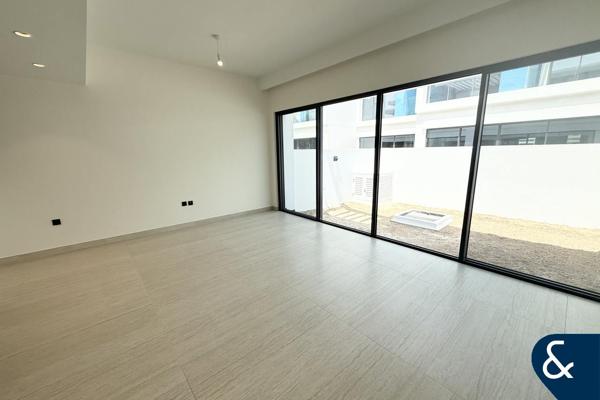 Lagoons Specialist | 4 Bed | Prime Location